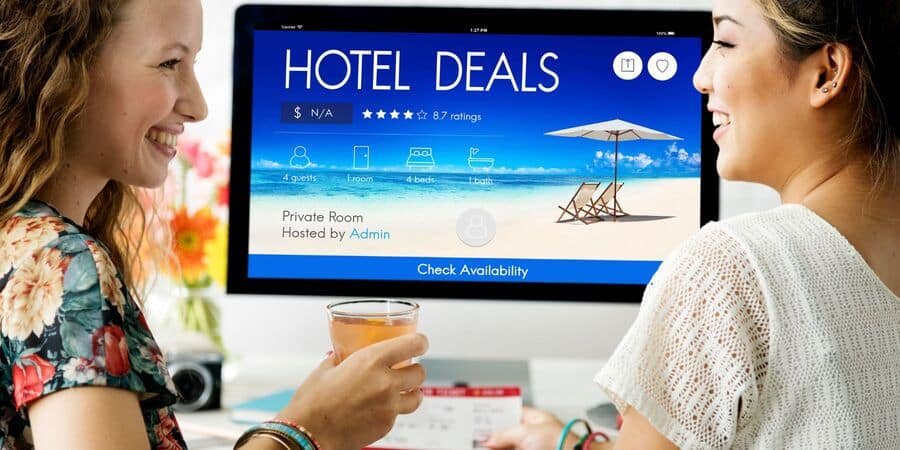 Smart Planning: Booking, Accommodation, and Experiences. Smart planning makes luxury vacations feel seamless—without draining your wallet. This is where strategy shines. You can stay in plush accommodations, fly in style, and enjoy premium experiences, all for less than you might expect. I’m sharing my proven methods for getting that five-star feel without the five-star spend. Let’s break down where to look, what to book, and how to plan memorable trips that balance comfort, value, and adventure.