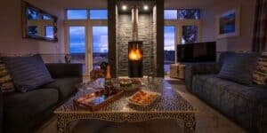 Aulde Byre brings together classic comfort and sleek style. The original stone walls tell stories of the past, but you’ll find every luxury you want close at hand. The gourmet kitchen stands ready for everything from family breakfasts to a chef-catered dinner, making it a favorite for those who dream about food as much as scenery.