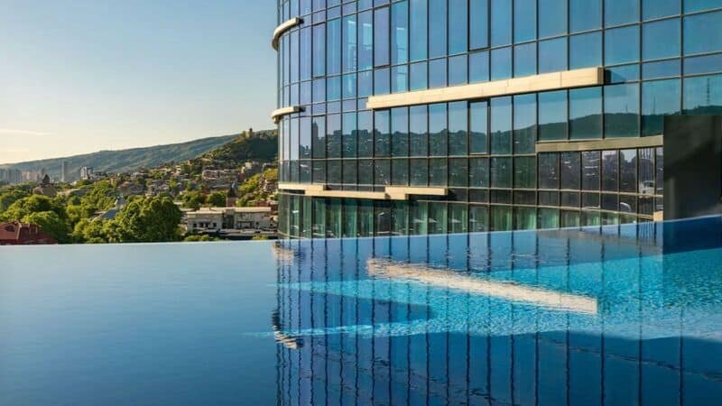 Luxury hostels provide a unique way to experience grand architecture on a budget, alongside grand hotels, river views, thermal baths, and old-school glamour that make it feel far more expensive than the bill suggests. It's also excellent for meeting fellow solo travelers.